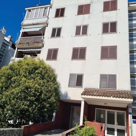 Blue Rose 公寓 特罗吉尔