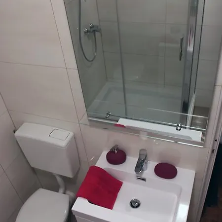 Apartment Blue Rose Two Bedroom With Balcony And Free Parking Near Old Town *